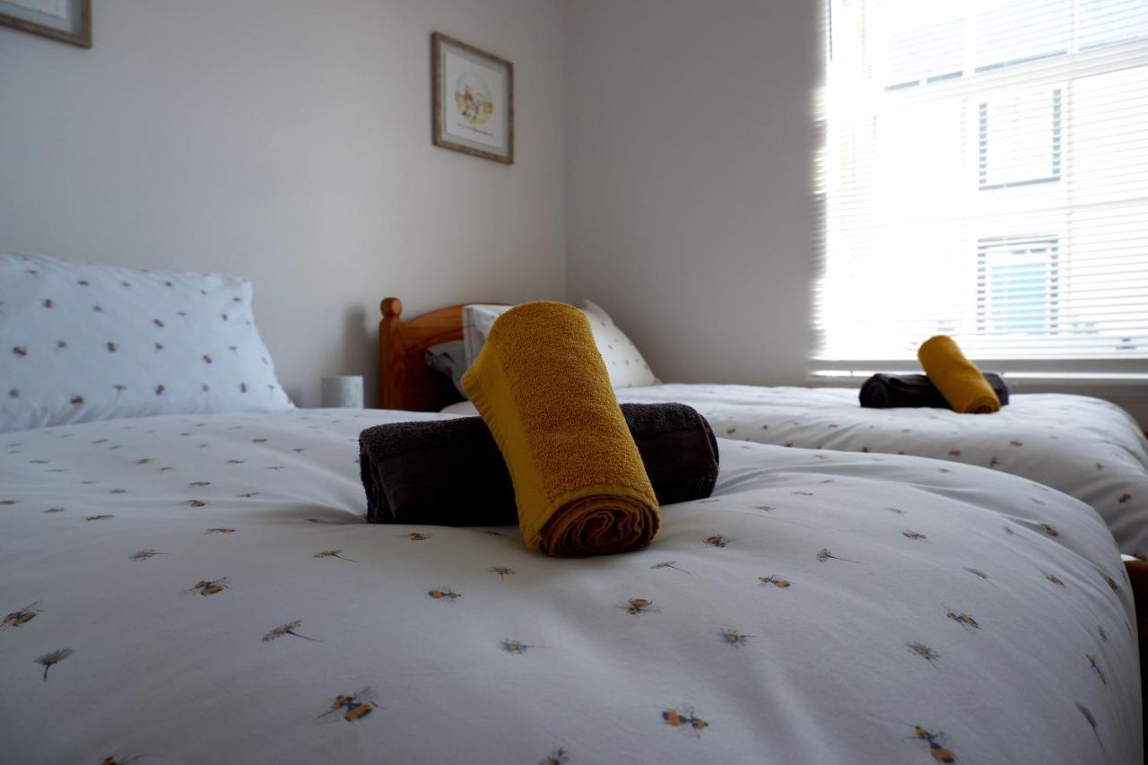No 7 Quiet, Two Bedroom Ground Floor Flat In Tornagrain Great For Early Airport Departures Or Late Flights Dalcross 외부 사진
